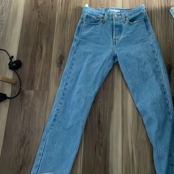 Levi’s wedgie straight jeans - Picture 2 of 4